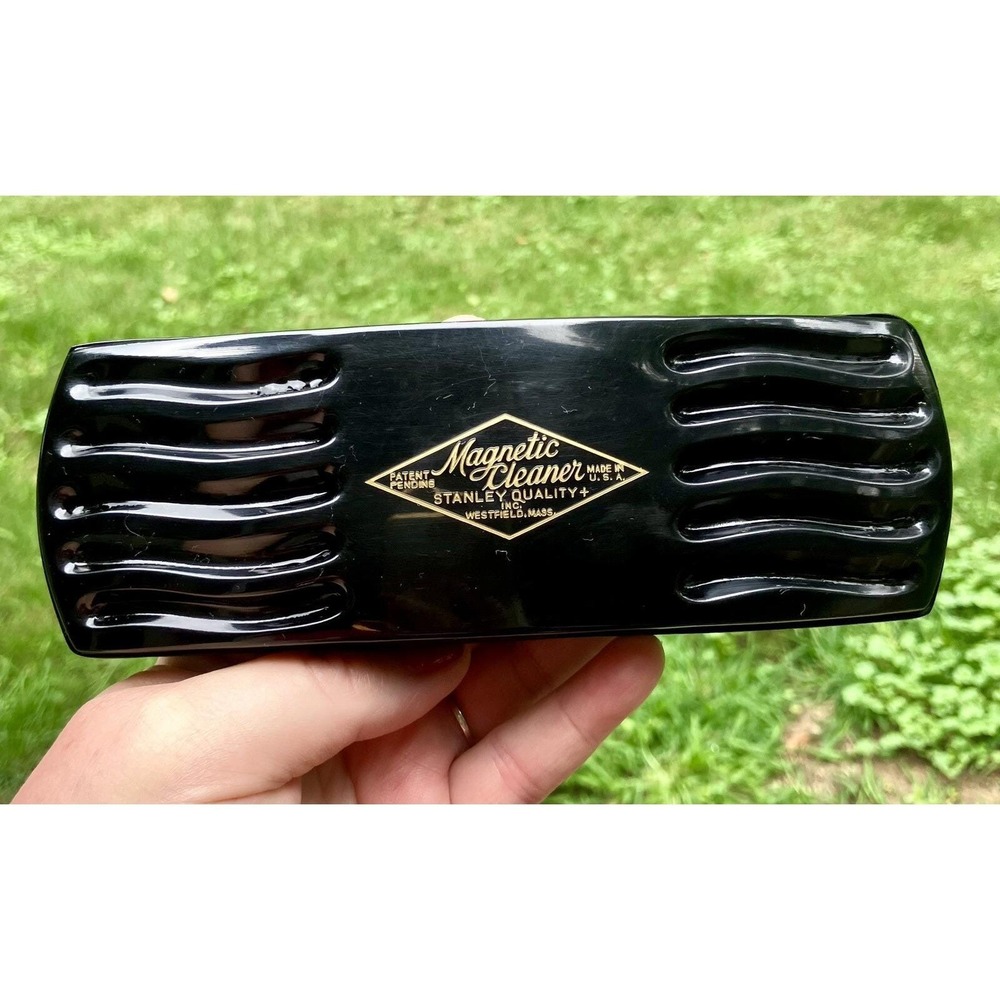 Vintage Stanley Home Products Magnetic Cleaner Lint Brush Black with Box USA